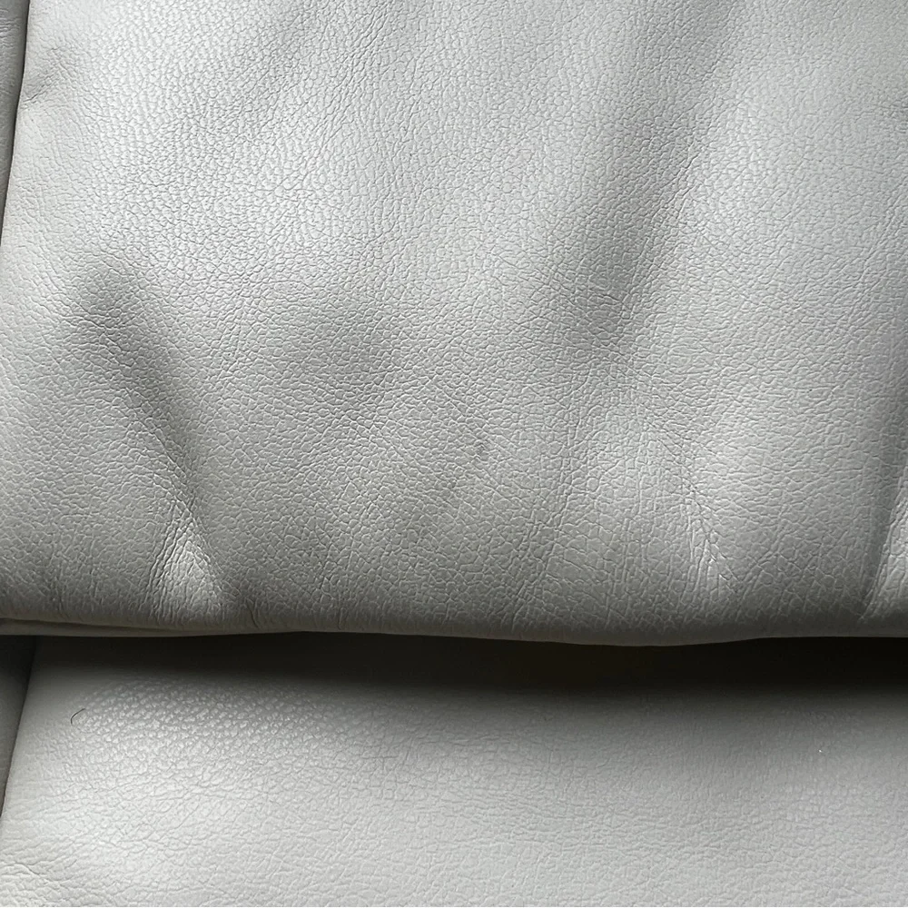 Shiraleah Crossbody or Shoulder Clutch Ivory Puffer with Gold Accents - Picture 3 of 10